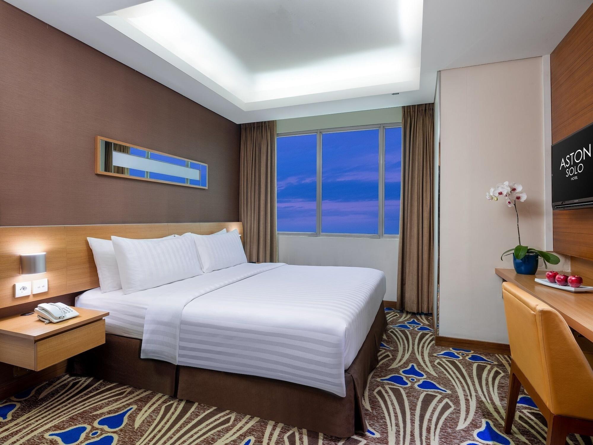 Aston Solo Hotel מראה חיצוני תמונה