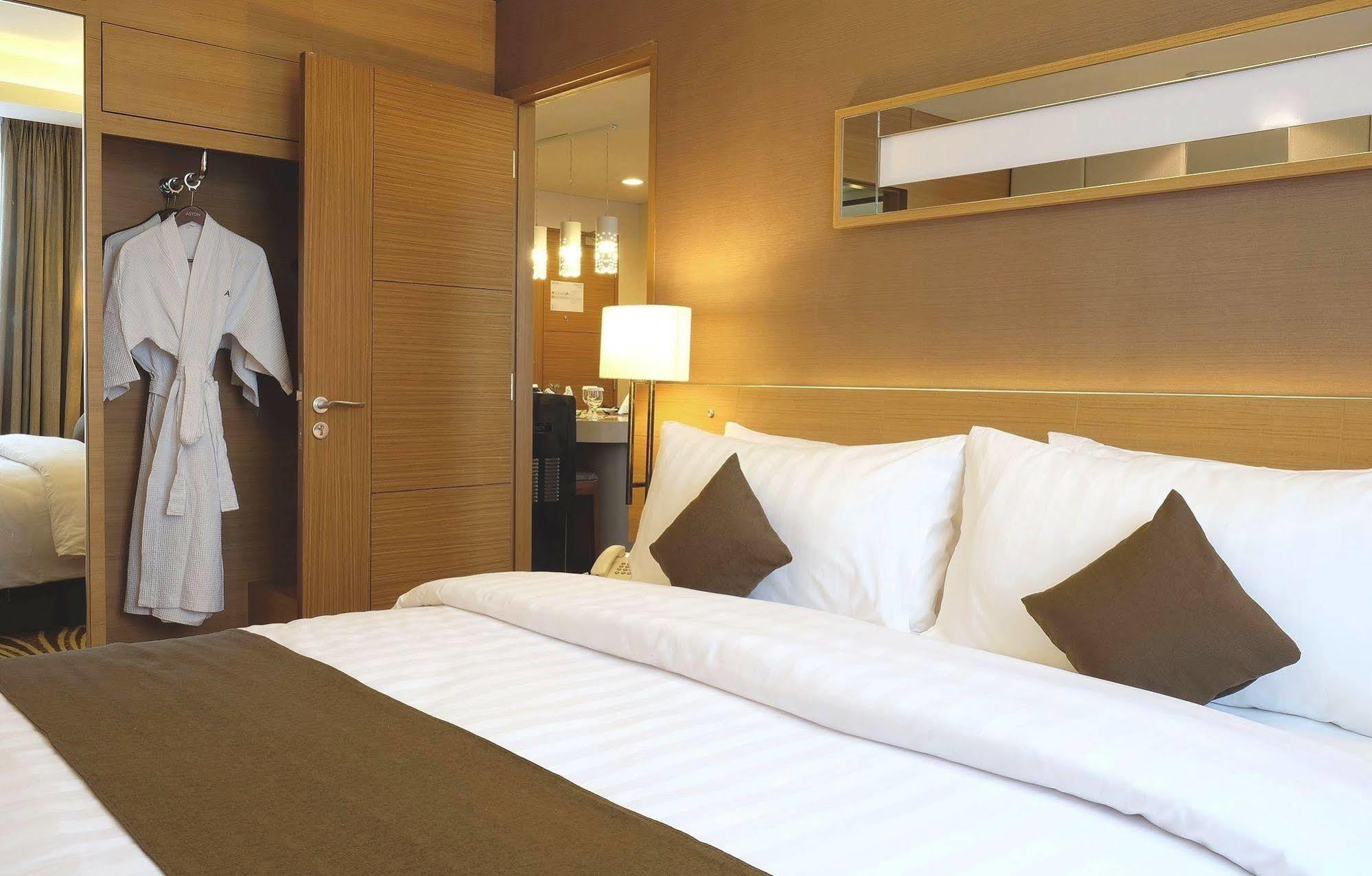 Aston Solo Hotel מראה חיצוני תמונה